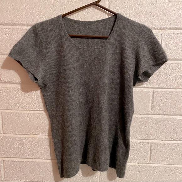 JIL SANDER $800 Cashmere Short Cap Sleeve Top Blouse 100% Cashmere Great Cond - Picture 16 of 16